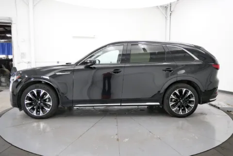 More photos of 2024 Mazda CX-90 3.3 Turbo S at Chillicothe Truck, OH