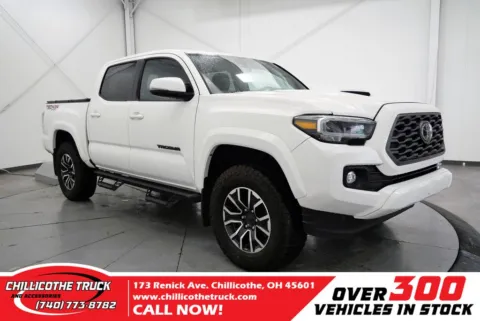 White 2023 Toyota Tacoma TRD Sport for sale in Chillicothe, OH