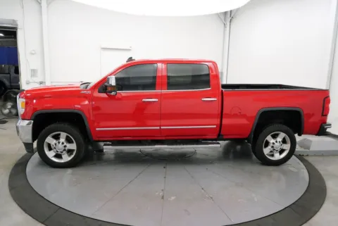 More photos of 2016 GMC Sierra 2500 HD SLT at Chillicothe Truck, OH