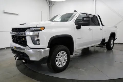 Another view of 2020 Chevrolet Silverado 3500 HD LT for sale in Chillicothe, OH at Chillicothe Truck