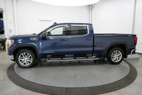 More photos of 2021 GMC Sierra 1500 SLE at Chillicothe Truck, OH