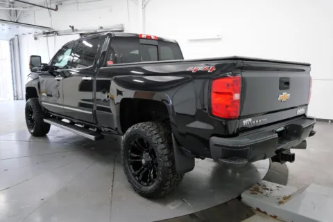More photos of 2016 Chevrolet Silverado 2500 HD High Country at Chillicothe Truck, OH