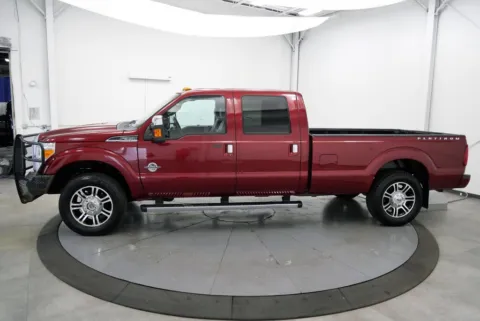 More photos of 2015 Ford F-350SD Platinum at Chillicothe Truck, OH