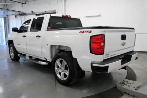 More photos of 2018 Chevrolet Silverado 1500 Custom at Chillicothe Truck, OH