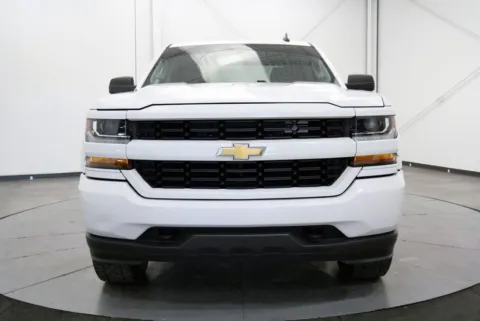Photos of 2018 Chevrolet Silverado 1500 Custom for sale in Chillicothe, OH at Chillicothe Truck