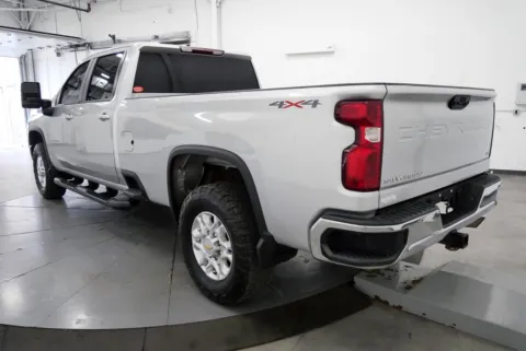 More photos of 2022 Chevrolet Silverado 2500 HD LT at Chillicothe Truck, OH