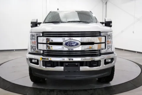 Photos of 2019 Ford F-250SD Lariat for sale in Chillicothe, OH at Chillicothe Truck
