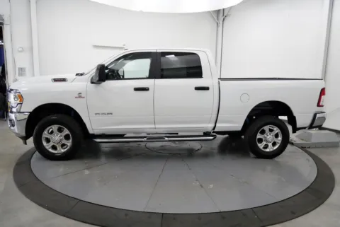 More photos of 2024 Ram 2500 Big Horn at Chillicothe Truck, OH