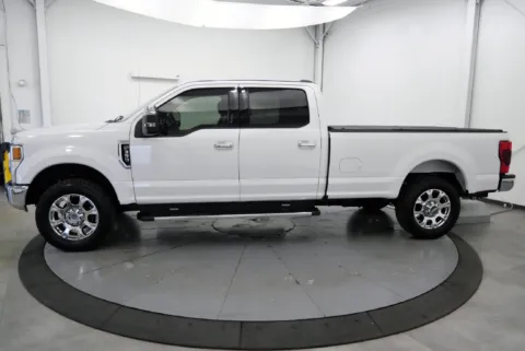 More photos of 2020 Ford F-350SD Lariat at Chillicothe Truck, OH