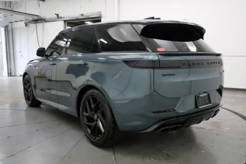 More photos of 2023 Land Rover Range Rover Sport SE Dynamic at Chillicothe Truck, OH