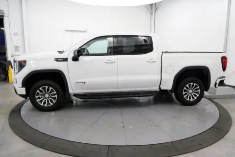 More photos of 2023 GMC Sierra 1500 AT4 at Chillicothe Truck, OH