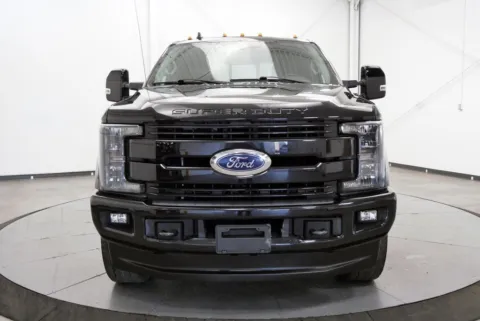 Photos of 2019 Ford F-250SD Lariat for sale in Chillicothe, OH at Chillicothe Truck