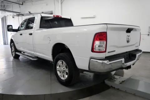 More photos of 2024 Ram 3500 Big Horn at Chillicothe Truck, OH