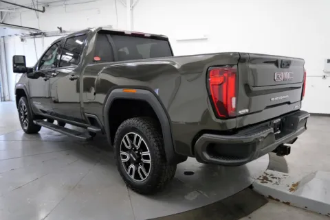 More photos of 2022 GMC Sierra 2500 HD AT4 at Chillicothe Truck, OH