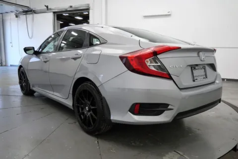 More photos of 2018 Honda Civic LX at Chillicothe Truck, OH
