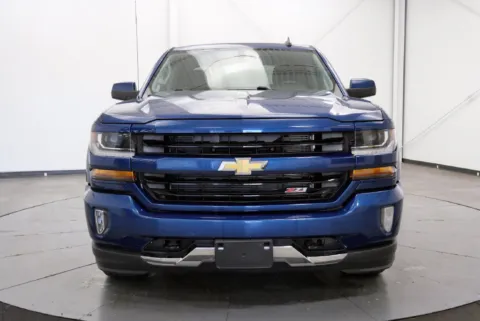 Another view of 2016 Chevrolet Silverado 1500 LT for sale in Chillicothe, OH at Chillicothe Truck