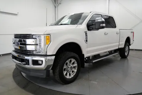 Another view of 2017 Ford F-250SD Lariat for sale in Chillicothe, OH at Chillicothe Truck