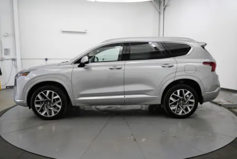More photos of 2023 Hyundai Santa Fe Calligraphy at Chillicothe Truck, OH