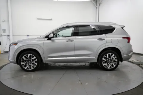 More photos of 2023 Hyundai Santa Fe Calligraphy at Chillicothe Truck, OH