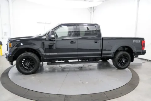 More photos of 2022 Ford F-250SD Lariat at Chillicothe Truck, OH