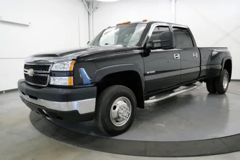 Another view of 2007 Chevrolet Silverado 3500 Classic LT for sale in Chillicothe, OH at Chillicothe Truck