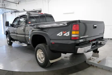 More photos of 2007 Chevrolet Silverado 3500 Classic LT at Chillicothe Truck, OH