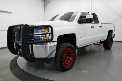 More photos of 2018 Chevrolet Silverado 2500 HD Work Truck at Chillicothe Truck, OH