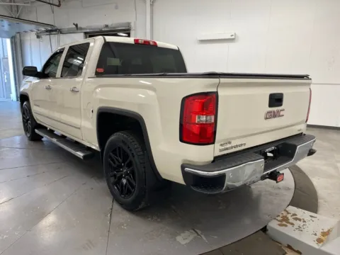 More photos of 2015 GMC Sierra 1500 SLT at Chillicothe Truck, OH