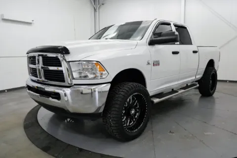 More photos of 2012 Ram 2500 ST at Chillicothe Truck, OH