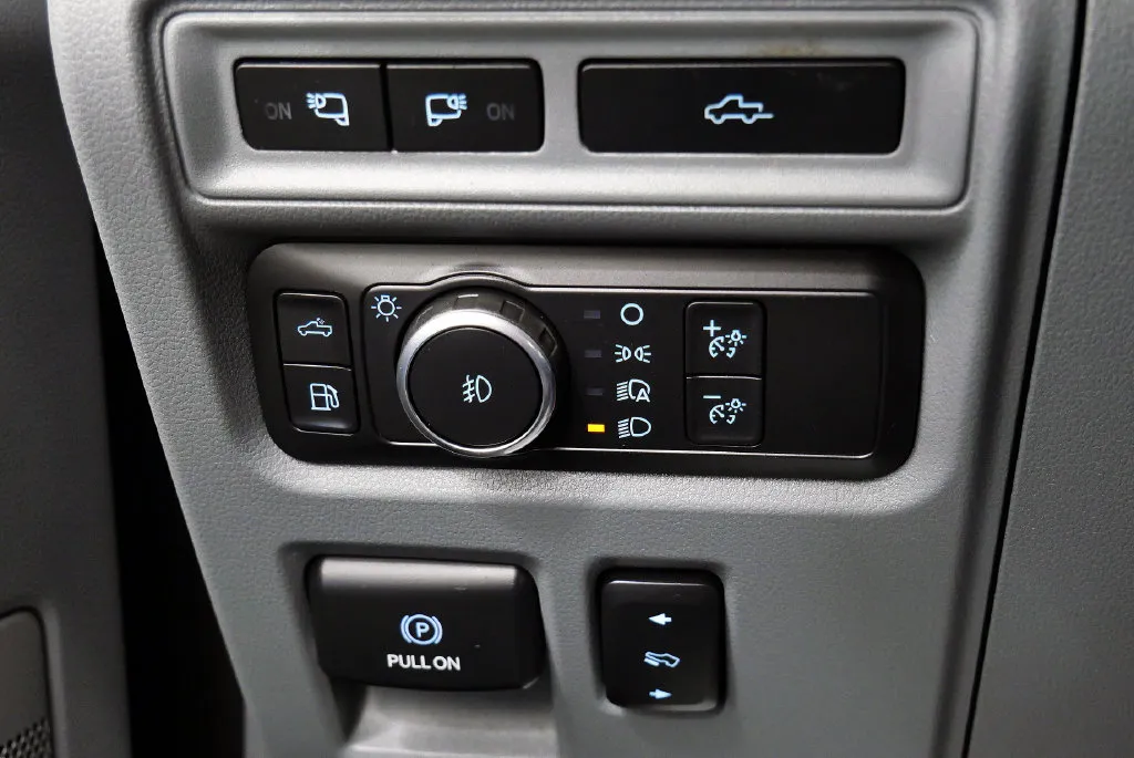 2021 Ford F-150 Lariat - Photo 28