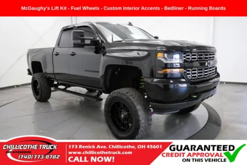 Black 2019 Chevrolet Silverado 1500 LD Silverado Custom for sale in Chillicothe, OH