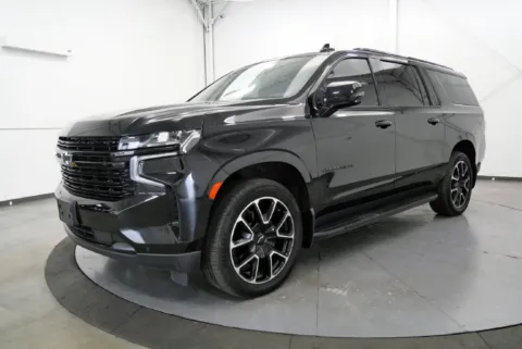 More photos of 2023 Chevrolet Suburban RST at Chillicothe Truck, OH