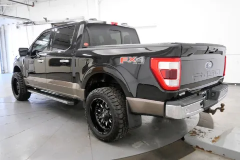 More photos of 2021 Ford F-150 Lariat at Chillicothe Truck, OH