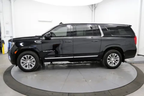 More photos of 2023 GMC Yukon XL Denali at Chillicothe Truck, OH