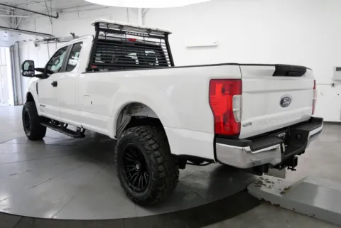 More photos of 2017 Ford F-350SD XL at Chillicothe Truck, OH