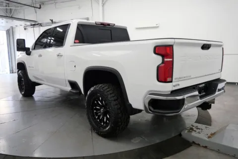 More photos of 2025 Chevrolet Silverado 2500 HD LTZ at Chillicothe Truck, OH