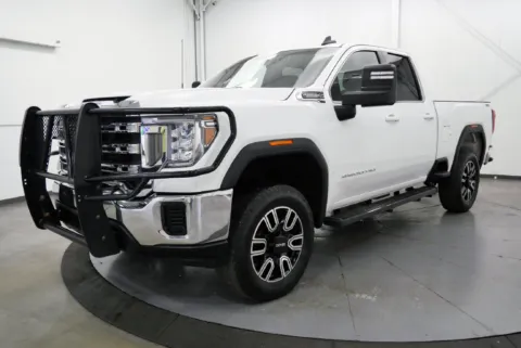 More photos of 2022 GMC Sierra 2500 HD SLE at Chillicothe Truck, OH