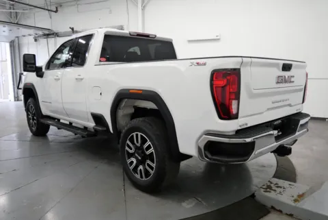 More photos of 2022 GMC Sierra 2500 HD SLE at Chillicothe Truck, OH