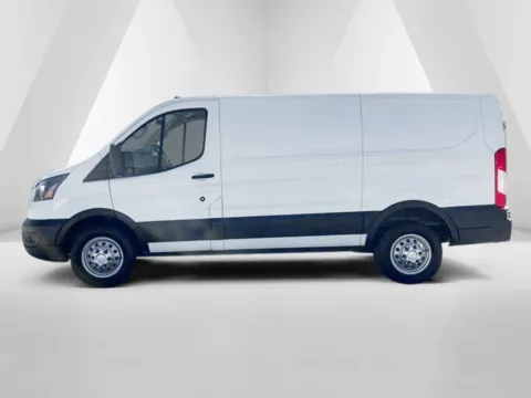 More photos of 2020 Ford Transit-250 at Chillicothe Truck, OH