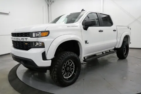 More photos of 2020 Chevrolet Silverado 1500 Custom at Chillicothe Truck, OH