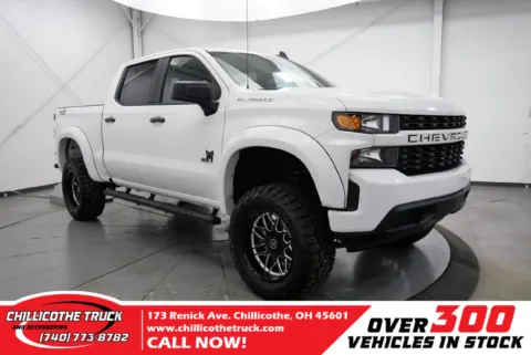 White 2020 Chevrolet Silverado 1500 Custom for sale in Chillicothe, OH