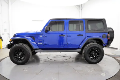More photos of 2018 Jeep Wrangler Unlimited Sahara at Chillicothe Truck, OH