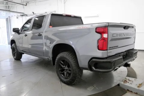 More photos of 2021 Chevrolet Silverado 1500 LT Trail Boss at Chillicothe Truck, OH