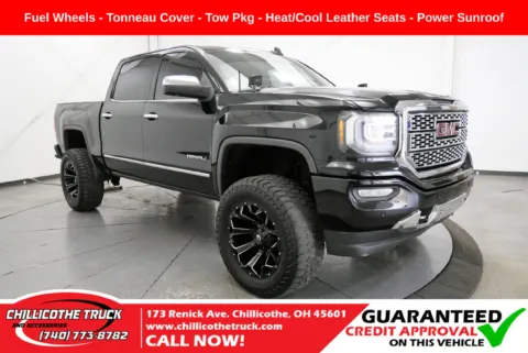 Black 2017 GMC Sierra 1500 Denali for sale in Chillicothe, OH