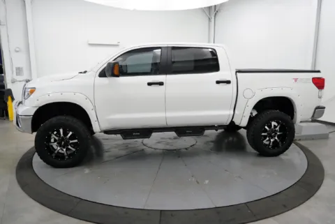 More photos of 2013 Toyota Tundra Grade at Chillicothe Truck, OH