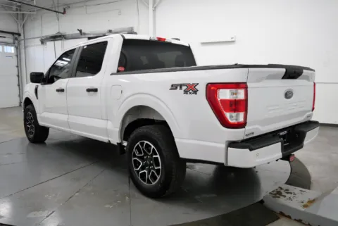 More photos of 2022 Ford F-150 XL at Chillicothe Truck, OH