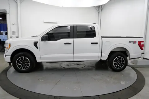 More photos of 2022 Ford F-150 XL at Chillicothe Truck, OH