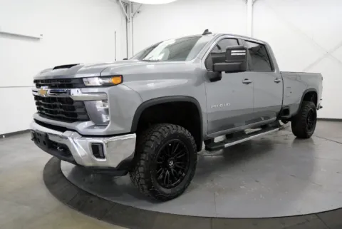 More photos of 2024 Chevrolet Silverado 2500 HD LT at Chillicothe Truck, OH