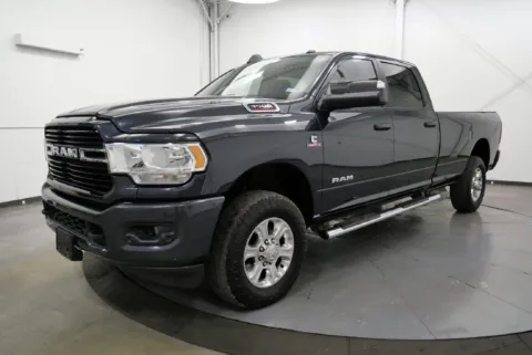 More photos of 2019 Ram 3500 Big Horn at Chillicothe Truck, OH