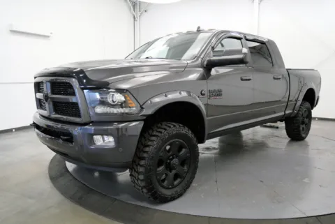 More photos of 2017 Ram 2500 Laramie at Chillicothe Truck, OH